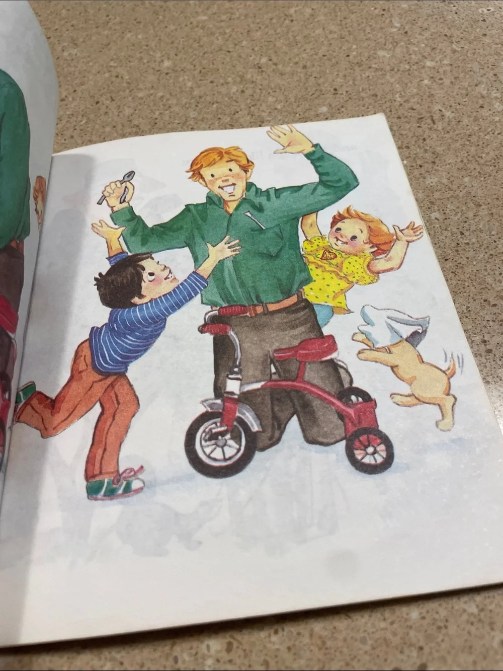 Let's Play Peek-a-Boo Board Book - Yellow & Green Cover